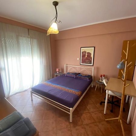 Όμορφο, Άνετο Ζεστά Διακοσμημένο Διαμέρισμα Thérmi Exterior foto